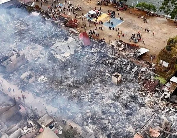 Puluhan rumah di Sorowako, Luwu Timur ludes terbakar (Dok : Ist).