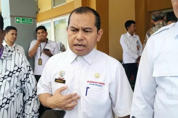Kepala Disnakertrans Sulsel, Jayadi Nas (Dok: Nofi KabarMakassar).