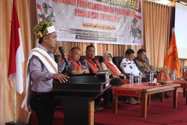 Bupati Toraja Utara, Frederik Victor Palimbong di Agenda Penguatan Kelembagaan Pengawas Pemilu, (Dok: Ist).
