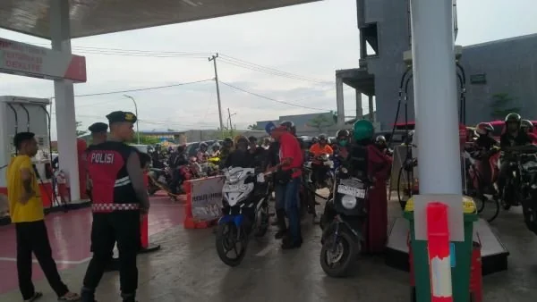 Satuan Samapta Polres Jeneponto saat melakukan patroli di SPBU Bulo-bulo. (Dok; Ist)