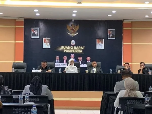 Rapat paripurna DPRD Sulawesi Selatan (Dok : Syamsi KabarMakassar).