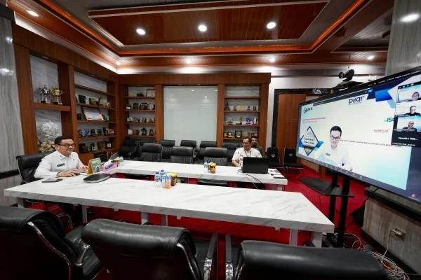 Sekda Sulsel, Jufri Rahman, menjadi mentor dalam Seminar Nasional Latpim I LAN (Dok : Ist).