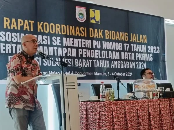 Rapat Koordinasi Dak Bidang Jalan dan Sosialisasi SE Menteri PU Nomor 17 Tahun 2023 serta pemantapan pengelolaan data PMKRS Sulbar Tahun 2024 (Dok : Ist).