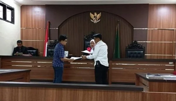 Suasana sidang penetapan tersangka di Pengadilan Negeri Mamuju. (Dok: Ist)
