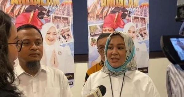 Pasangan Cagub dan Cawagub Sulsel nomor urut 02, Andi Sudirman Sulaiman dan Fatmawati Rusdi (Dok: Nofi KabarMakassar).