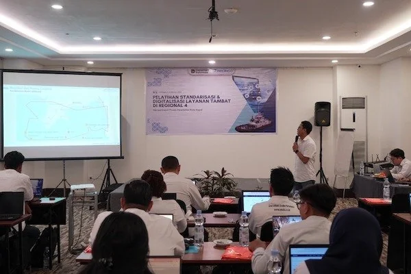 Peningkatan kualitas layanan kepelabuhanan Pelindo Regional 4 dilakukan dengan menggelar Pelatihan Standardisasi dan Digitalisasi Layanan Tambat (Dok: Ist)