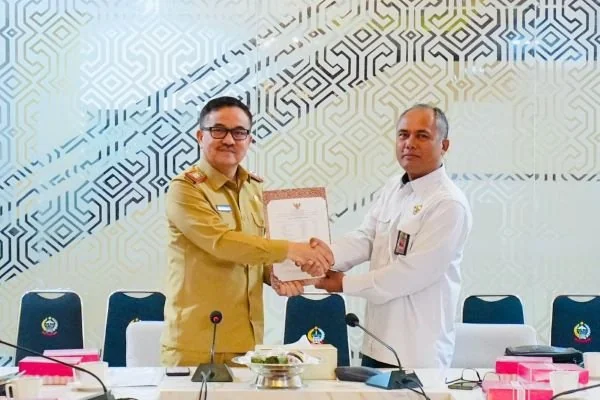 Pertemuan Sekretaris Daerah Provinsi Sulsel dengan Tim Auditor BPK (Dok: Ist)