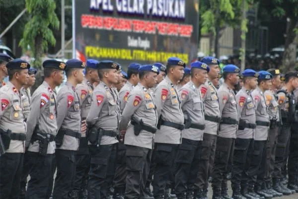 Apel gelar pasukan Polda Sulsel pada Operasi Ketupat 2025 (Dok: Ist).