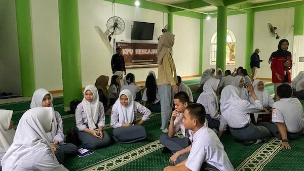 Suasana KPU Makassar Mengajar (Dok: Ist).