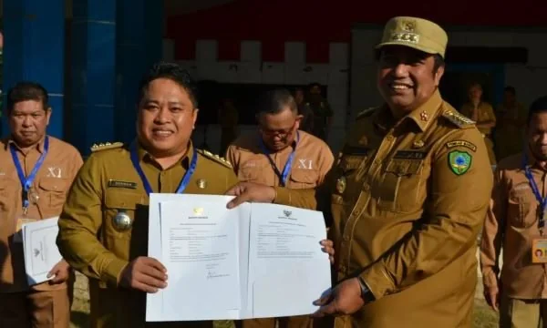 Bupati Maros saat launching Inovasi Perubahan Peserta PKA Angkkatan XI (Dok : ist).