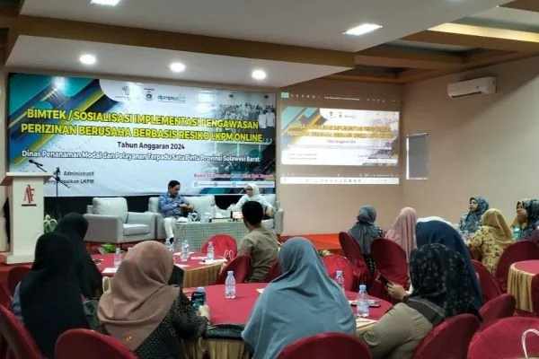 Bimbingan Teknis dan sosialisasi terkait implementasi pengawasan perizinan berusaha berbasis risiko dan LKPM online (Dok : Ist).