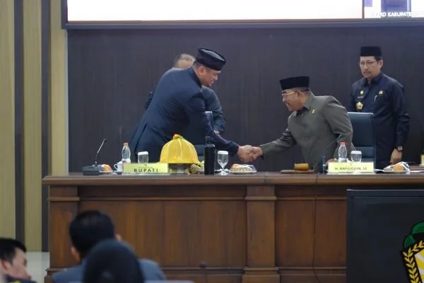 Perda ertanggungjawaban elaksanaan APBD Pemkab Gowa Tahun 2023  disetujui dan telah disahkan oleh Dewan Perwakilan Rakyat Daerah (DPRD) Kabupaten Gowa (Dok : ist).