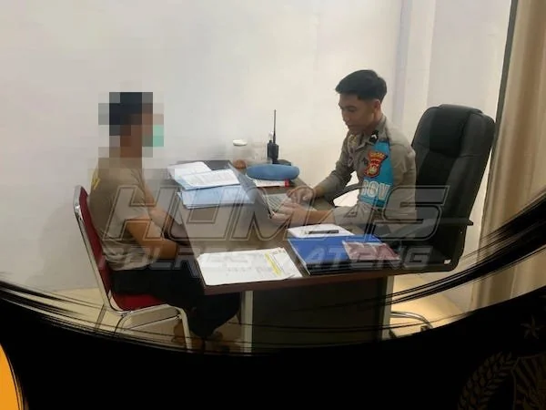 Propam Polres Mamuju Tengah saat melakukan pemeriksaan terhadap anggota Polres Mateng yang diduga melakukan pelecehan(dok:Ist)