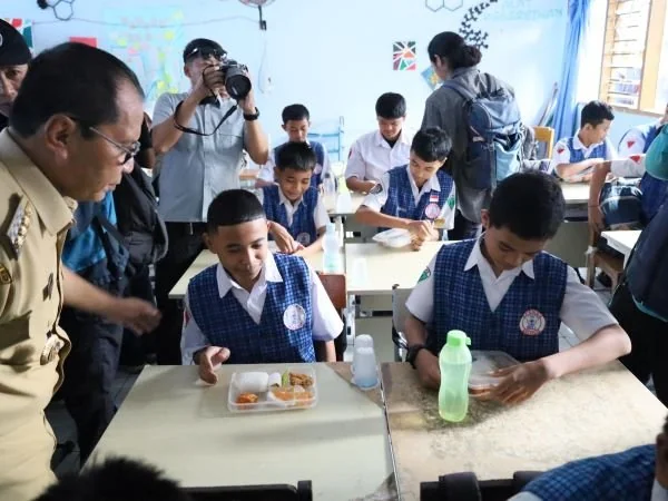 Program Makan Bergizi Gratis mulai diuji coba di Kota Makassar (Dok : Hanifah KabarMakassar).