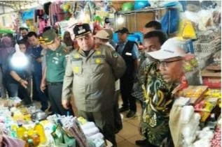 Bupati Maros Lakukan Sidak di Pasar TraMo