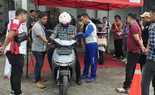 Asmo Sulsel gelar edukasi safety riding untuk karyawan PT Nippon Indosari Corpindo (Dok: Ist)