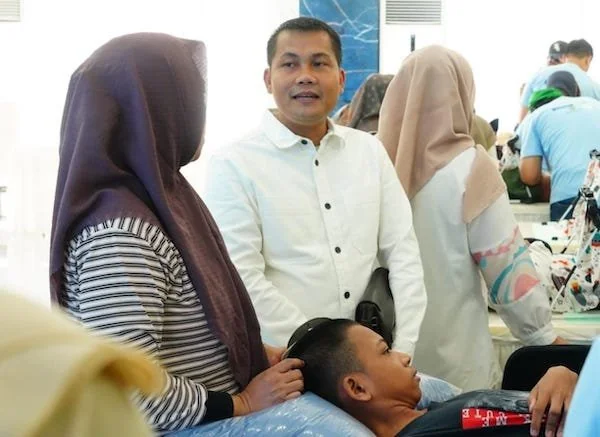 Pegadaian Kantor Wilayah VI Makassar menggelar program Khitanan Massal Gratis untuk ratusan anak (Dok: Ist)