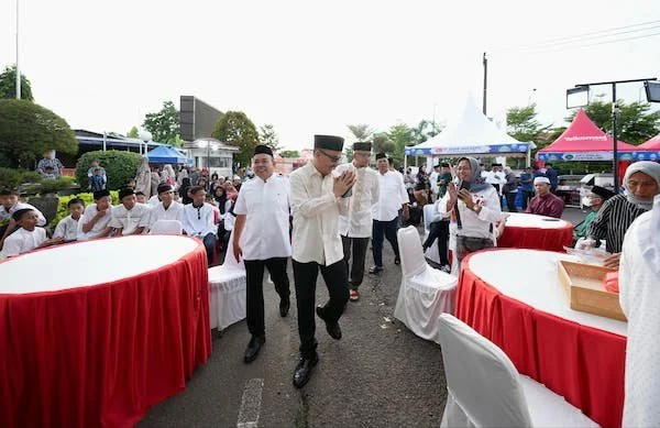 Sekprov Sulsel Jufri Rahman pada kegiatan Amaliah dan Bazar Ramadhan Apindo (Dok: Ist)