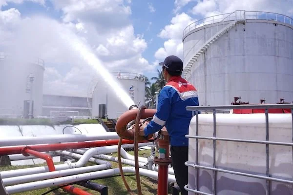 Pertamina Sulawesi Pastikan Sarfas Pengisian Bahan Bakar Pesawat di Manado Siap dan Andal. Dok. Ist