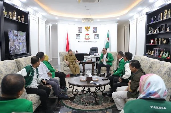 Wali Kota Makassar saat Audiensi dengan Panitia Pelaksana Silatreg KAHMI Sulsel, (Dok: Ist).