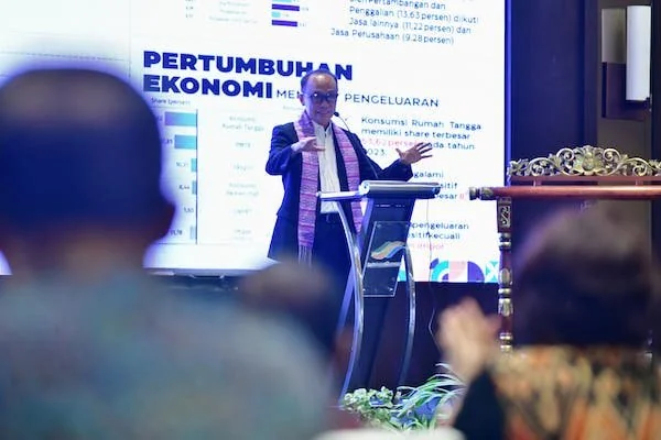 Pj Gubernur Sulsel, Prof Zudan Arif Fakrulloh di The Rinra, Rabu (22/5)