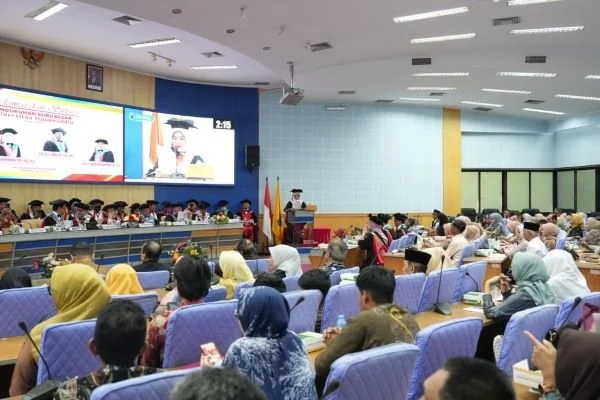 Appi Menghadiri Kegiatan Sidang Senat Akademik dalam Rangka Pidato Pengukuhan dan Penerimaan Sebagai Anggota Dewan Profesor pada Fakultas Teknologi Pertanian Universitas Hasanuddin (Dok: Ist).