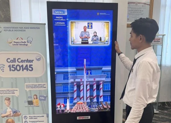 Layanan Publik Digital Signage. Dok. Ist
