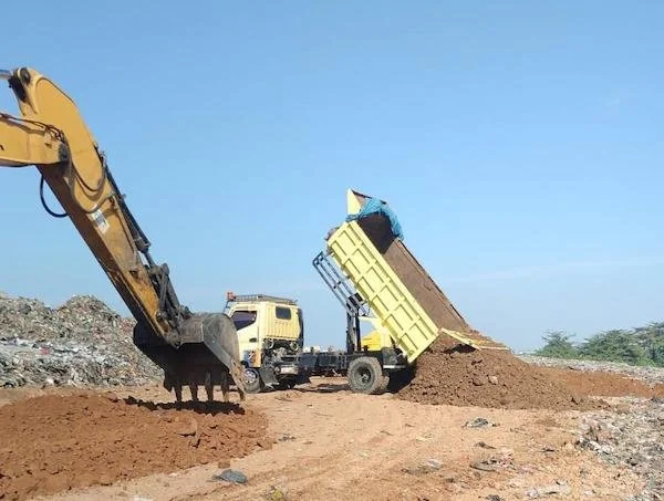 Suasana Penimbunan (Dok: Ist).