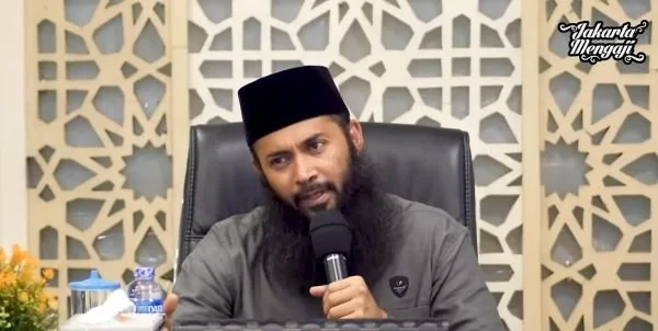 Ustaz Syafiq Riza Basalamah.