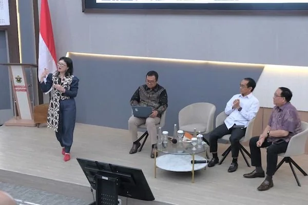 Prof. Stella di Unhas. Dok. Ist