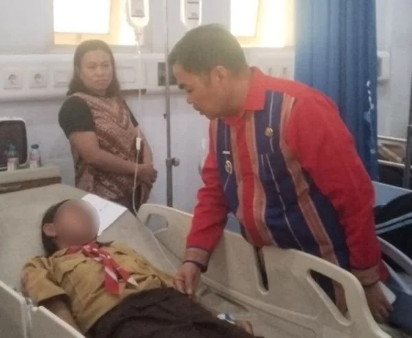 Siswa yang dirawat di RSUD Lakipadada (Dok: Ist)
