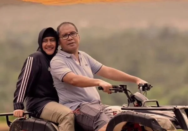 Ketua TP PKK Kota Makassar, Indira Yusuf Ismail dan Wali Kota Makassar, Moh Ramdhan Pomanto.