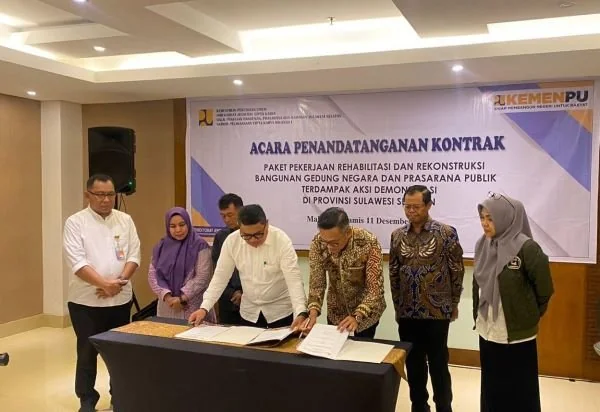 Penandatanganan Kontrak Pelaksanaan Tahap awal Rekonstruksi Gedung DPRD Sulawesi Selatan. (Dok: Ist).
