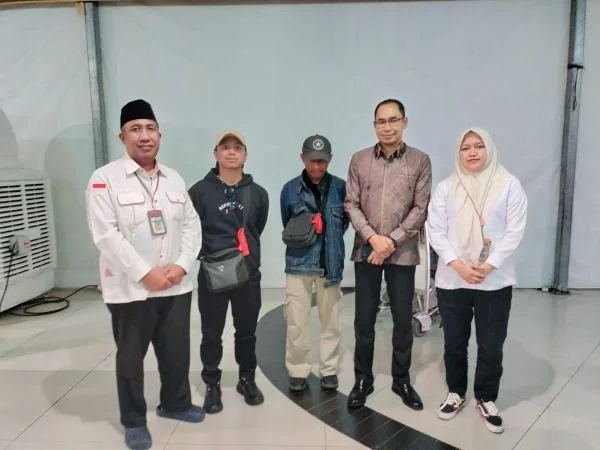 Dua mahasiswa asal Polman yang dipulangkan (Dok: Ist)