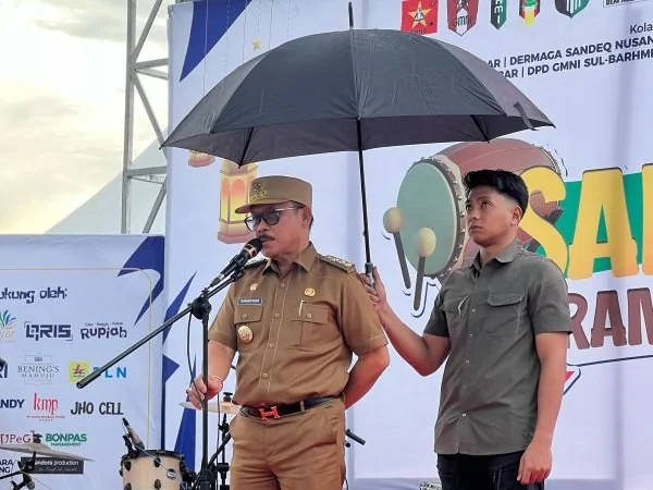 Gubernur Sulbar Suhardi Duka saat menghadiri Ramdhan Fest di Mamuju (Dok : Ist).