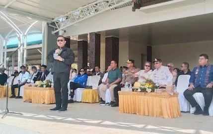 Irjen. Pol. Drs. Frederik Kalalembang saat sampaikan orasi di Kegiatan Doa Bersama lintas beragama.(dok. Jerni)