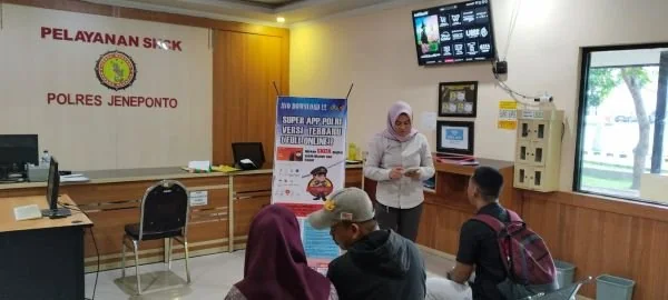 Suasana pelayanan di ruang SKCK SAT Intelkam Polres Jeneponto. Dok. Ist