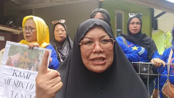 Ketua Umum Serikat Rakyat Miskin Indonesia (SRMI), Wahidah Baharuddin (Dok: Sinta KabarMakassar).