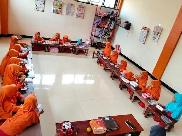 Siswi SD di Kabupaten Gowa (Dok: KabarMakassar).