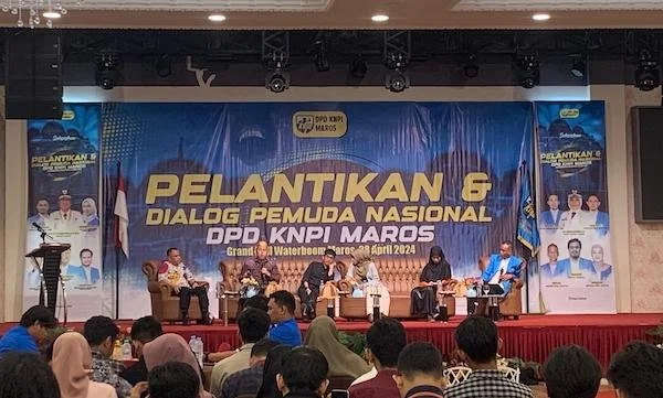 Suasana Dialog Nasional yang diinisiasi oleh DPD KNPI Kabupaten Maros, dilaksanakan di Grand Hall Waterboom, Maros, Minggu (28/4).