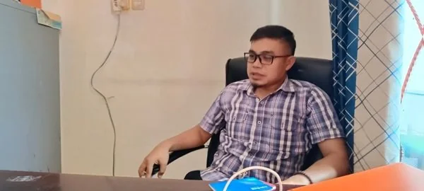 Ketua KPU Jeneponto, Asmin Syarif saat ditemui di Kantornya, Jl Pahlawan, Kecamatan Binamu, Jeneponto. (FOTO IST).