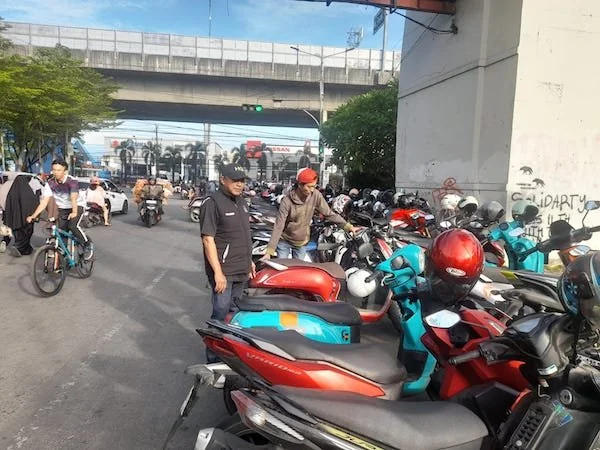 Parkiran Sembarangan Ganggu CFD, PD Parkir Makassar Turun Tangan
