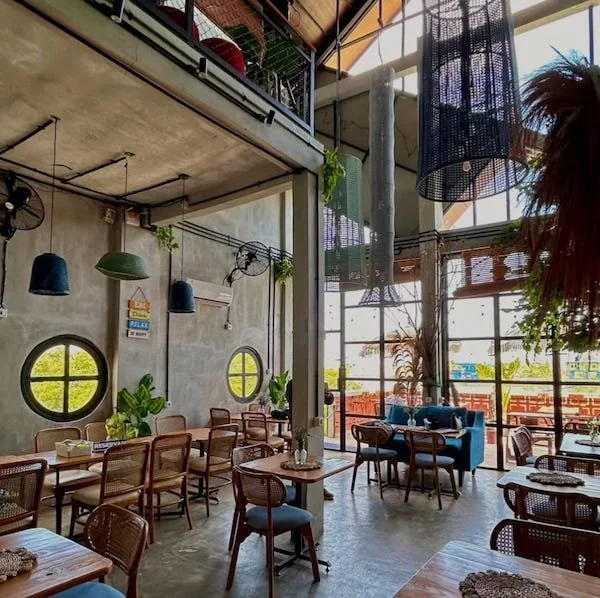 Cafe Utata Space, Dok Sinta KabarMakassar