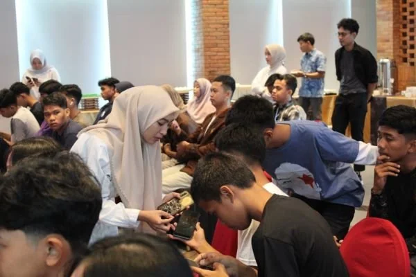 Kegiatan peluncuran kamus digital bahasa Makassar oleh BASAsulsel (Dok : Ist).