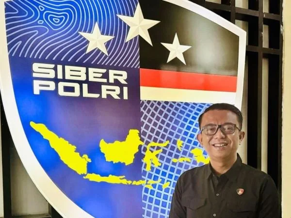 Subdit Siber Ditkrimsus Polda Sulbar, AKBP Joko Kusumadinata (Dok : Ist).