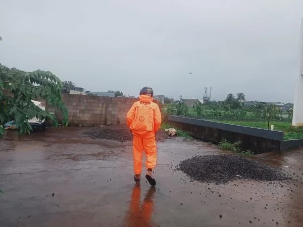 BPBD Kota Makassar saat Melakukan Pemantau Titik Rawan Banjir (Dok: Ist).