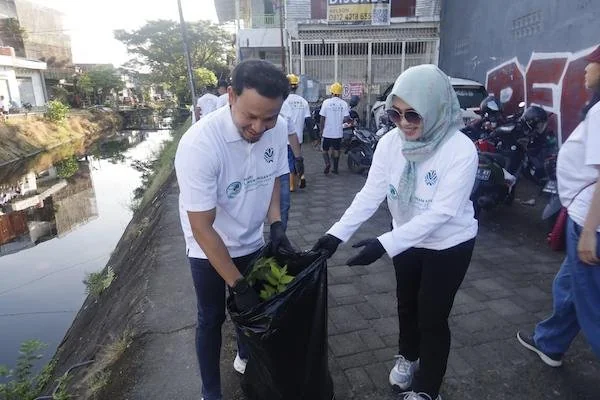 aksi bersih-bersih Pelindo Regional 4 di Makassar (Dok: Ist)