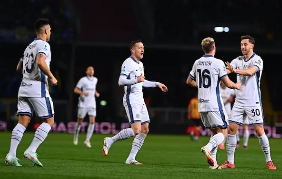 Selebrasi skuad Inter Milan dalam laga Serie A versus Lecce, Senin (27/1/2025). (c) FC Internazionale Milano Official