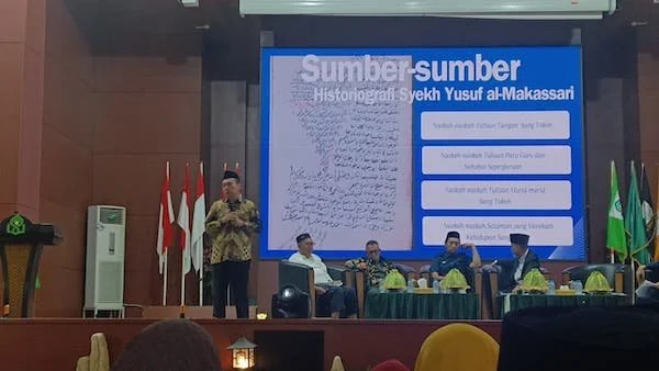 Peneliti Manuskrip Nusantara, Prof. Dr. K.H. Ahmad Baso saat Menjadi Narasumber dalam Dialog Budaya memperingati Haul 400 Tahun Syekh Yusuf Al-Makassari, (Dok: Sinta KabarMakassar).