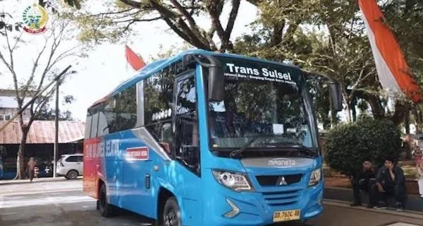 Bus Trans Sulsel yang menjadi alternatif transportasi masyarakat (Dok: Int)